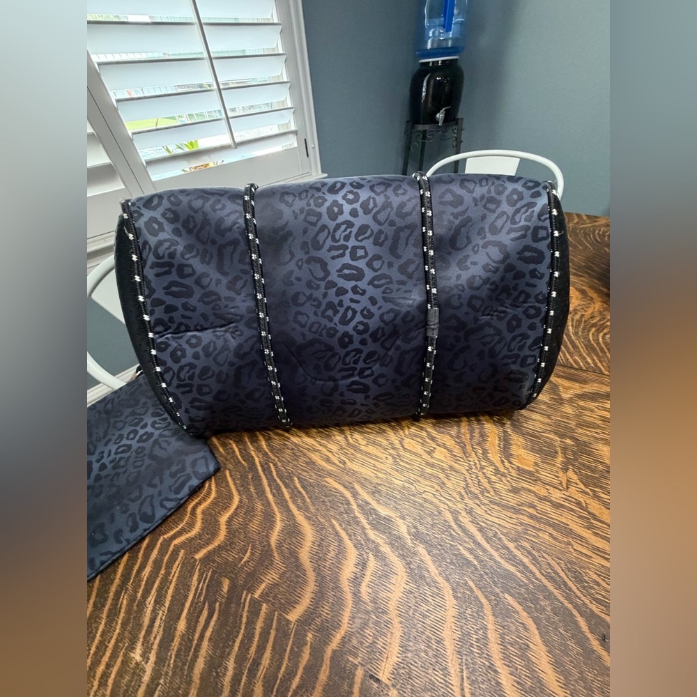 Leopard-Print Neoprene Tote in Dark Gray with Matching Pouch - Picture 5 of 5